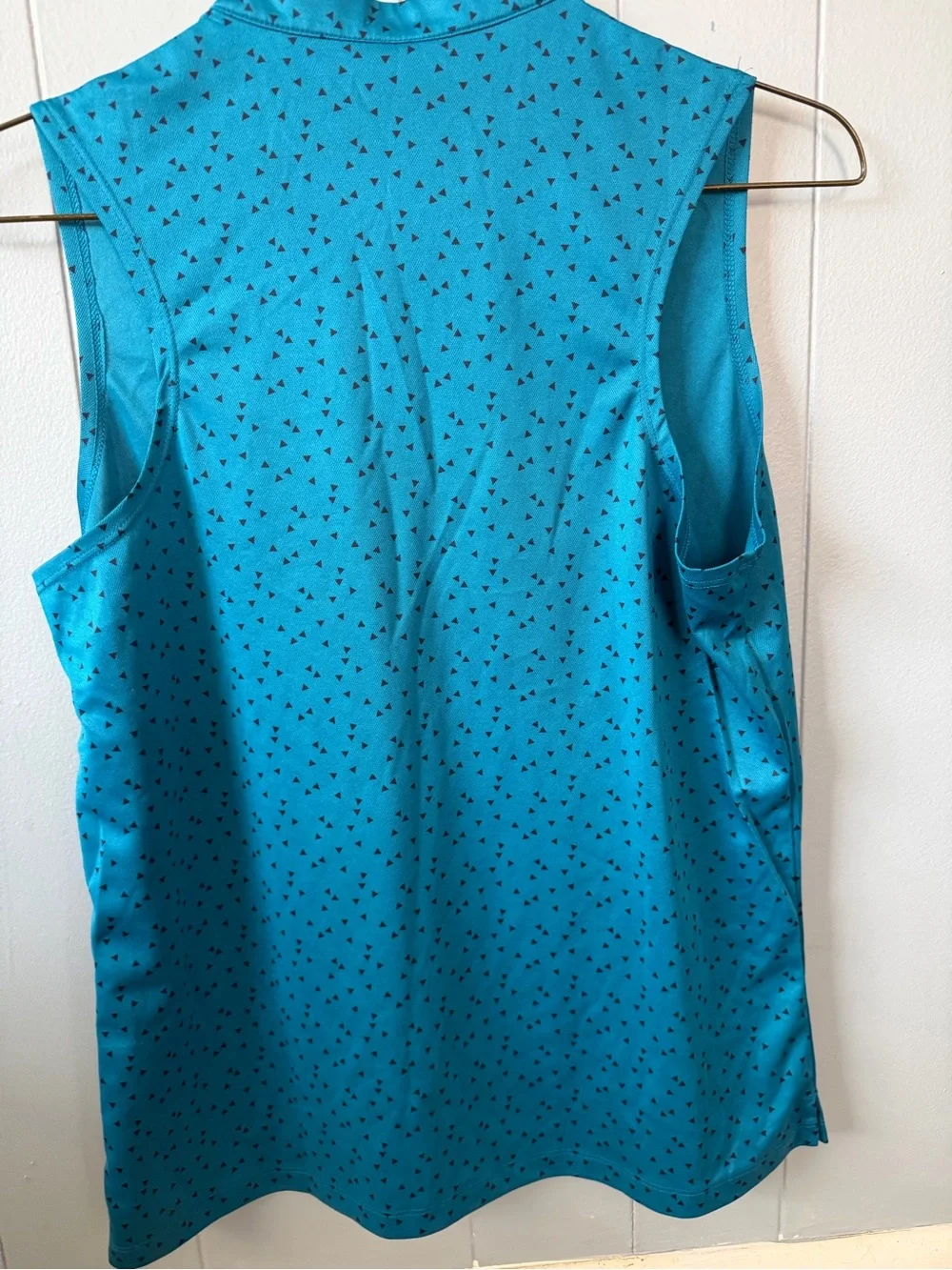 Nike Teal Dri-FIT golf Sleeveless tank top with Black Micro designs